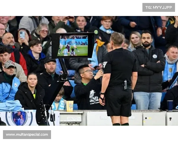 英超VAR争议不断 多次判罚引发球迷热议与反思 英超VAR争议不断 多次判罚引发球迷热议与反思